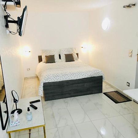 Agreable Studio A Proximite De Paris Et Henri Mondor Créteil Екстериор снимка