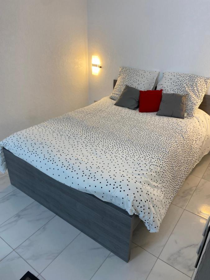 Agreable Studio A Proximite De Paris Et Henri Mondor Créteil Екстериор снимка